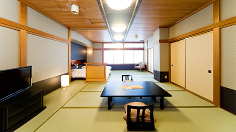 Rooms with Bed